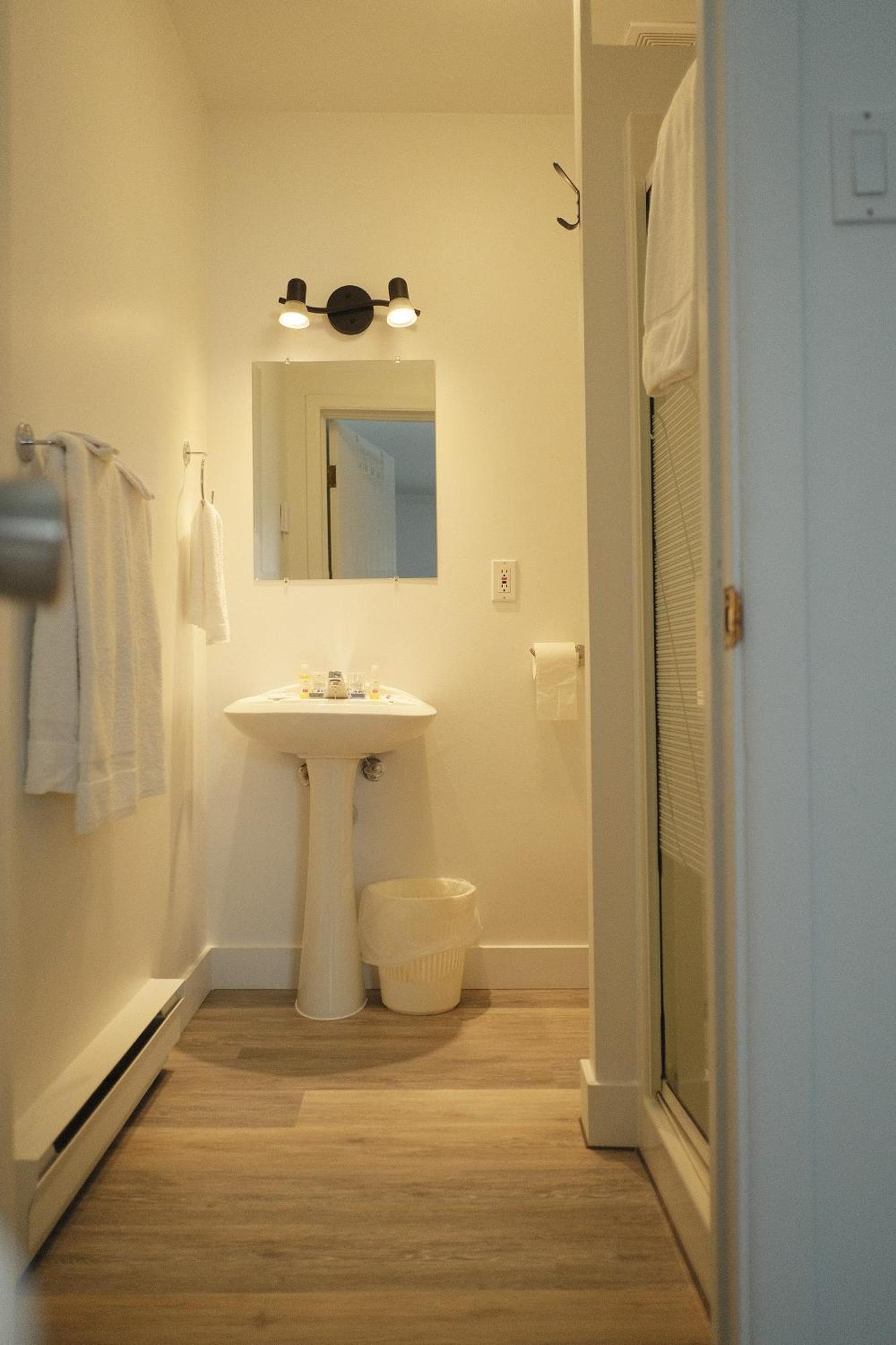 Auberge St-Tite-Des-Caps Saint-Tite-des-Caps Zewnętrze zdjęcie