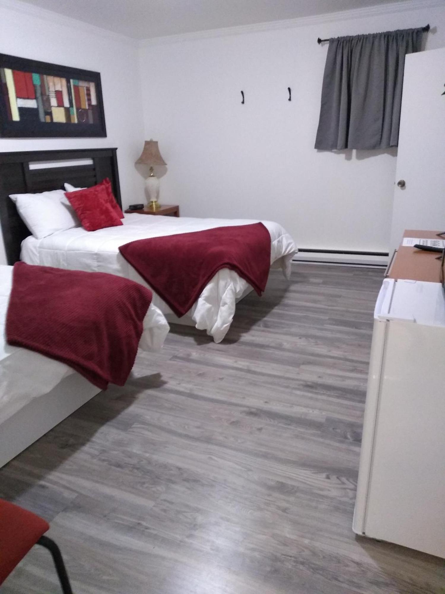 Auberge St-Tite-Des-Caps Saint-Tite-des-Caps Zewnętrze zdjęcie